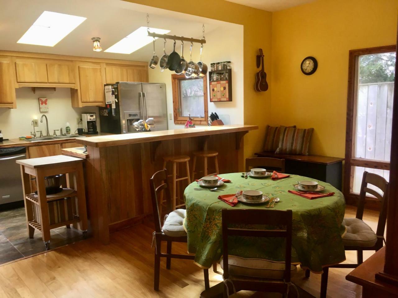 Persimmon Inn Bloomington Ngoại thất bức ảnh