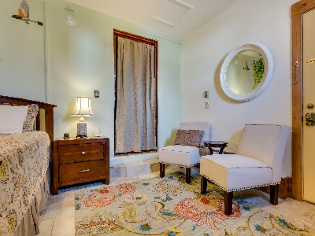 Persimmon Inn Bloomington Ngoại thất bức ảnh