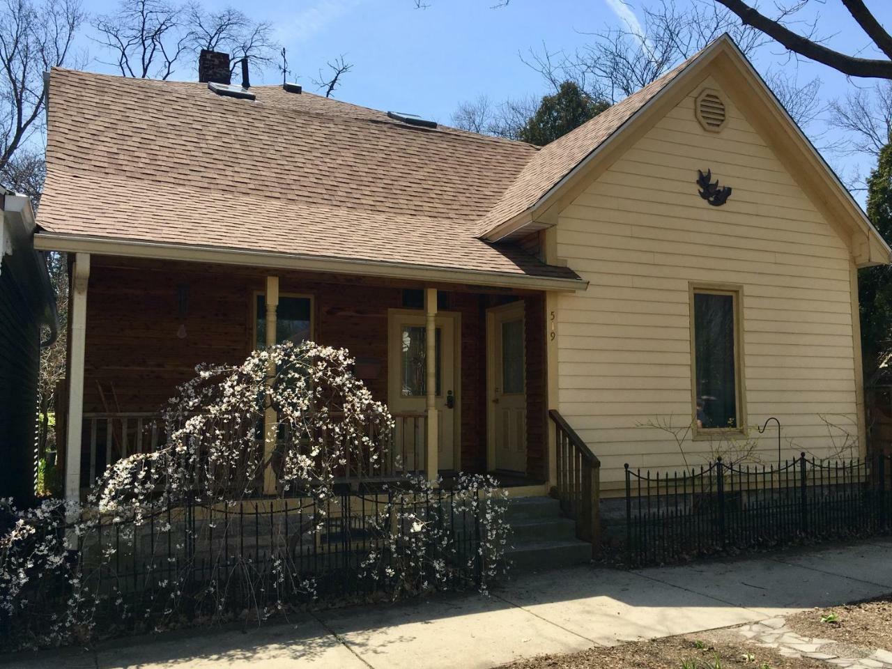 Persimmon Inn Bloomington Ngoại thất bức ảnh
