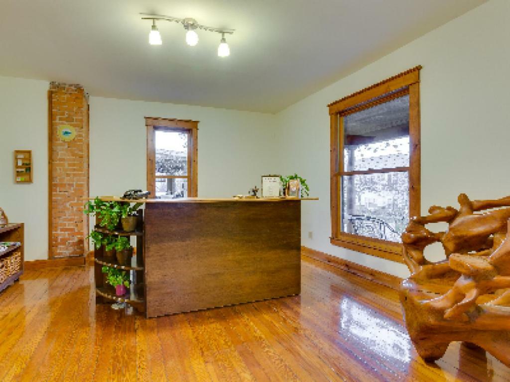 Persimmon Inn Bloomington Ngoại thất bức ảnh